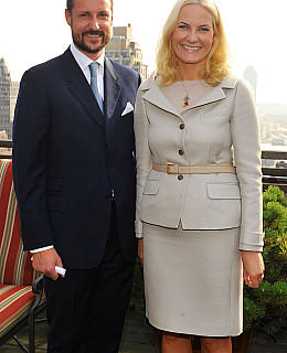 Mette Marit und Haakon sind 10 Jahre verheiratet Mette Marit und Haakon sind 10 Jahre verheiratet
