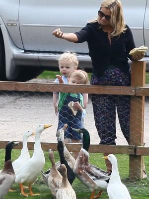 Promi-Kids und Tiere Promi-Kids und Tiere