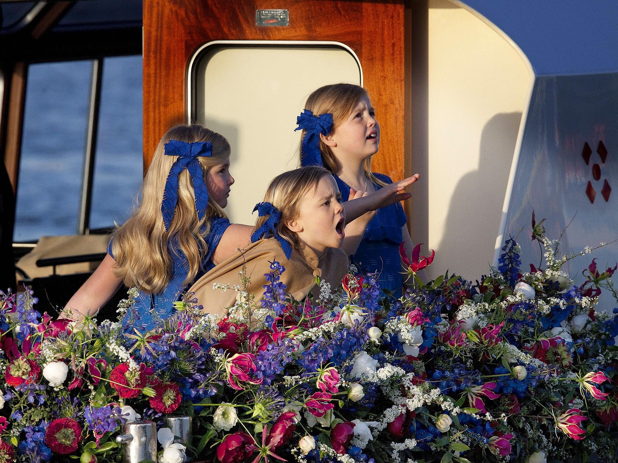 Thronwechsel Niederlande Willem Alexander Maxima Feier Party Schifffahrt Thronwechsel Niederlande Willem Alexander Maxima Feier Party Schifffahrt