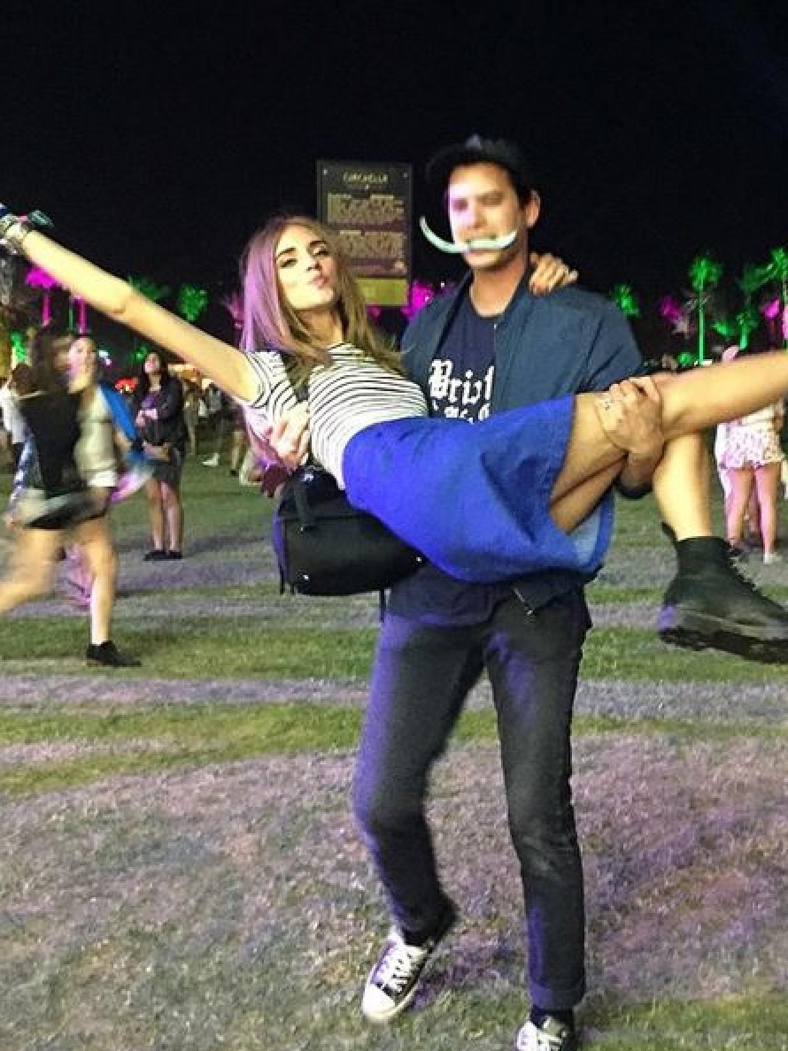 Coachella Festival 2015: So ausgelassen feiern die Promis Coachella Festival 2015: So ausgelassen feiern die Promis