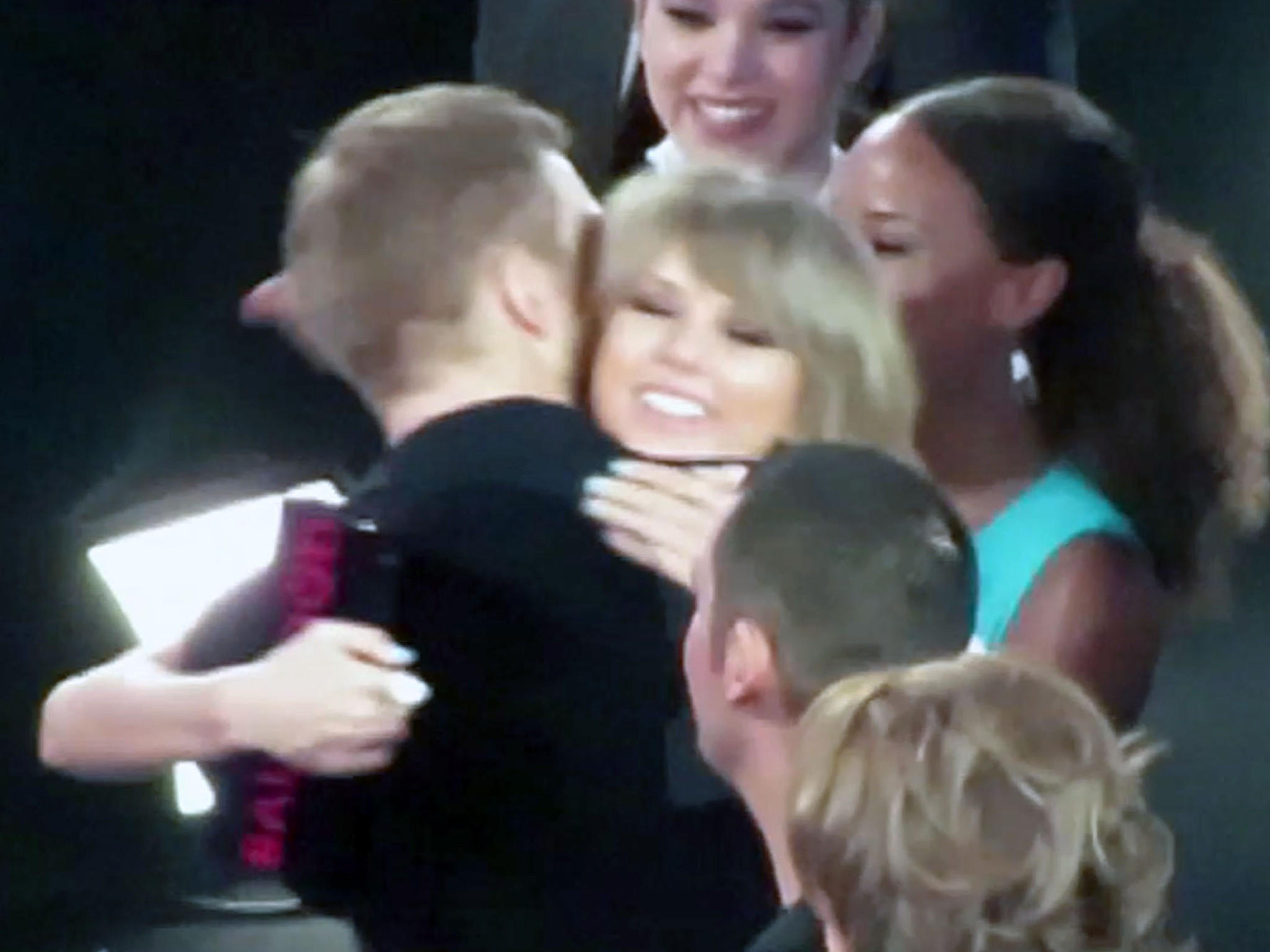Billboard Music Awards 2015 Highlights Chris Brown Taylor Swift Billboard Music Awards 2015 Highlights Chris Brown Taylor Swift