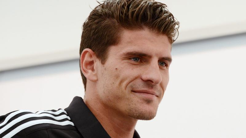 VfB-Stuttgart-Fußballer Mario Gomez steht nicht gern im Mittelpunkt Mario Gomez: 'Die ganze Welt war gegen mich'