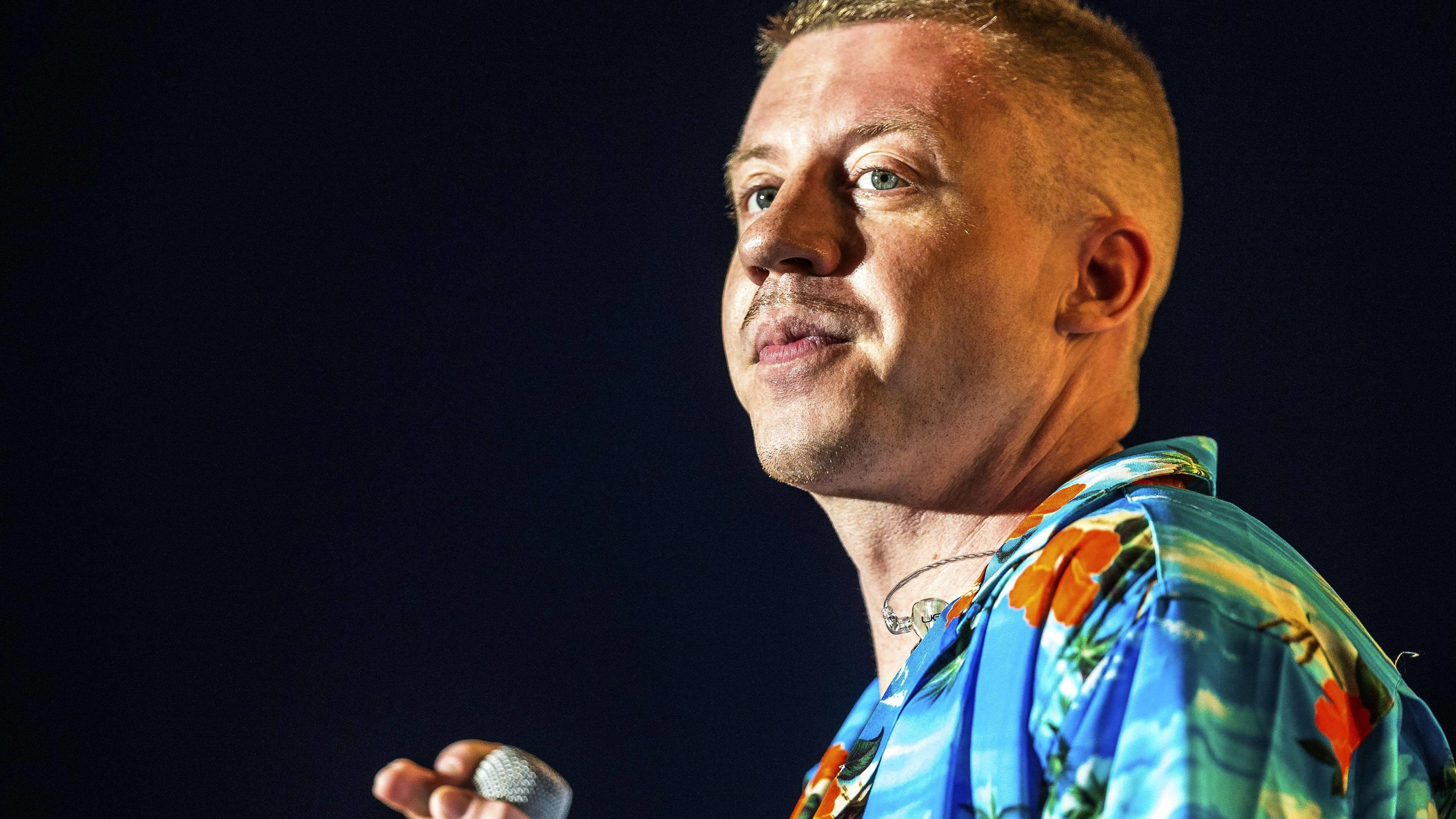 US-Sänger Macklemore schockt Fans mit völlig neuem Look Macklemore live bei der N-Joy Starshow 2018 auf der Expo Plaza. Hannover, 26.05.2018 *** Macklemore live at the N Joy Starshow 2018 at the Expo Plaza Hannover 26 05 2018 Foto:xU.xStammx/xFuturexImage