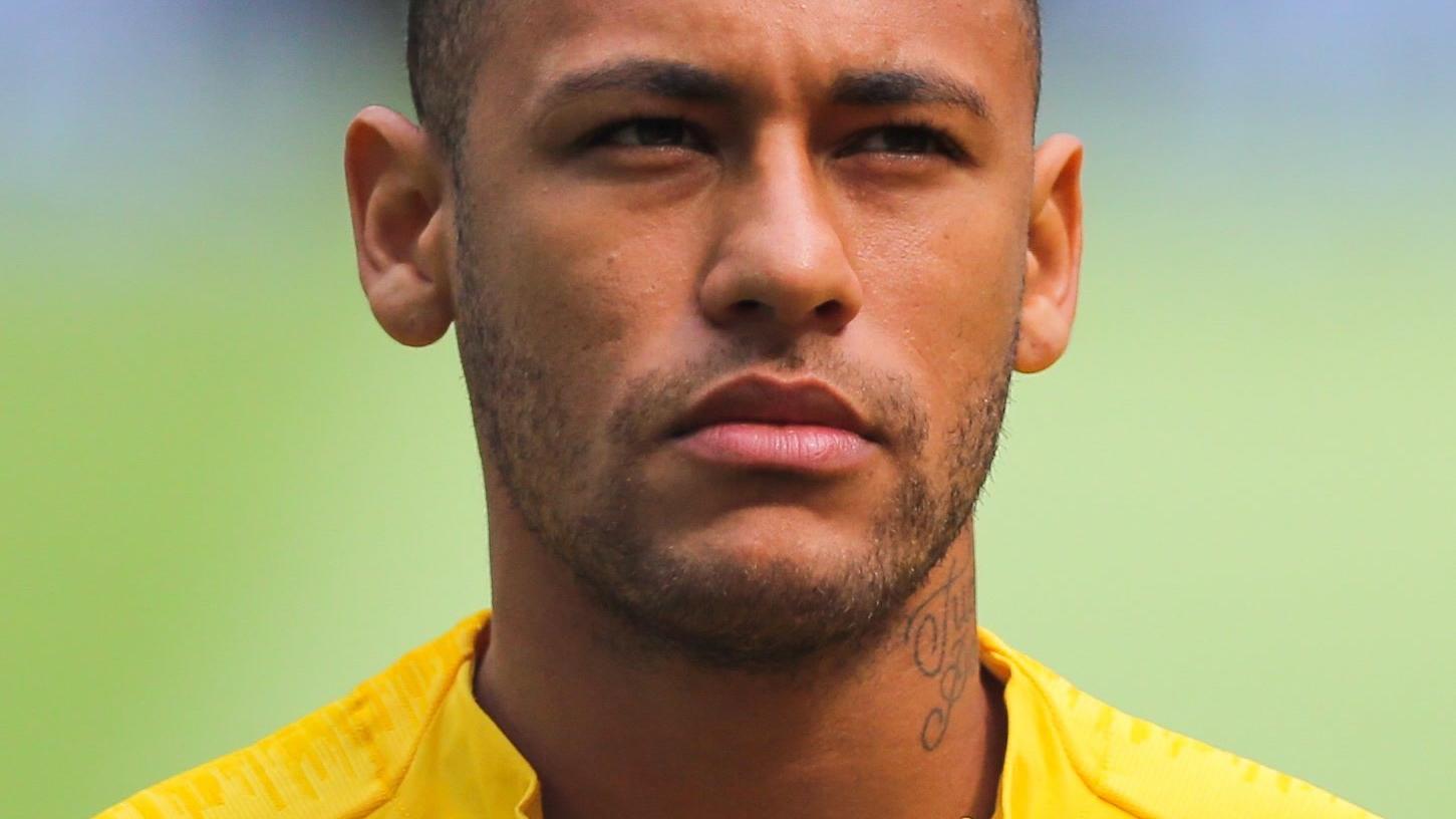 Rurik Gislason, Neymar & Co.: Wer ist der wahre WM-2018-Hottie? Hier abstimmen! Der Brasilianer Neymar zeigt auf dem Fußballplatz oft eine filmreife Vorstellung