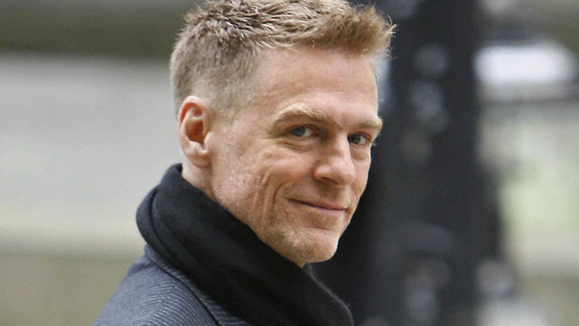 Bryan Adams nimmt Stellung: Hatte er eine Affäre mit Lady Diana? Was ist an den Gerüchten dran? Bryan Adams soll eine Affäre mit Prinzessin Diana gehabt haben