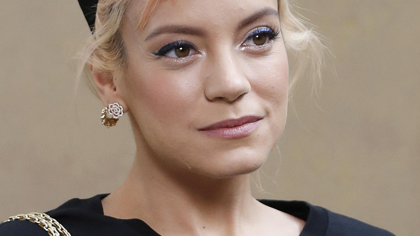 Lily Allen: Trennung von Sam Cooper trieb sie zum Äußersten Krasses Geständnis von Lily Allen nach der Trennung von Sam Cooper