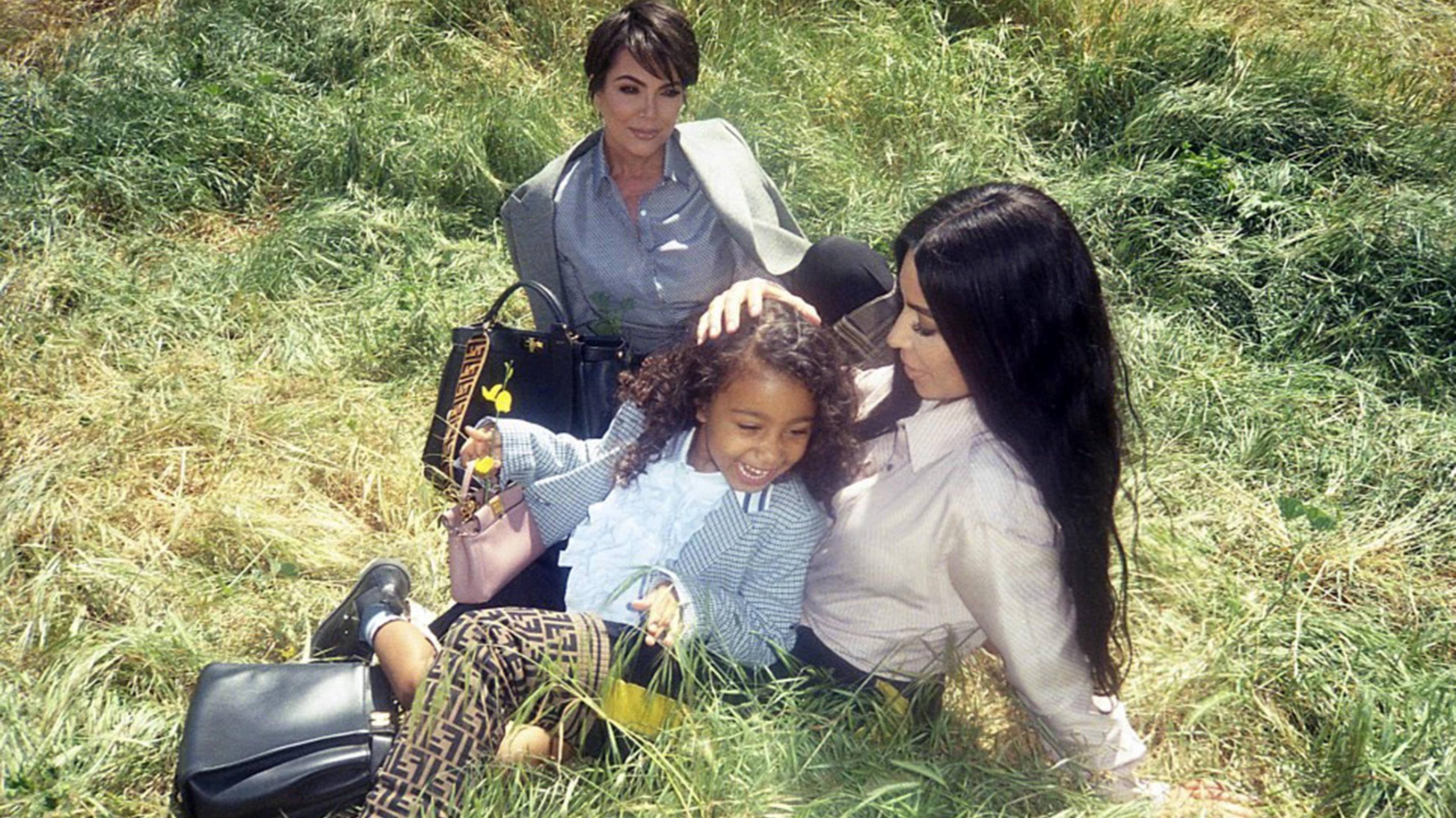 Kim Kardashian: Startet Tochter North West jetzt als Model durch? Wie die Mama so die Tochter: North West und Kim Kardashian