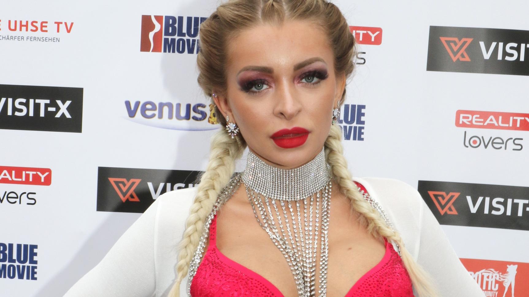 "Promi Big Brother": Das waren die krassesten Beichten der Bewohner Katja Krasavice verrät, dass sie ungewollt schwanger war und das Kind abtreiben ließ.
