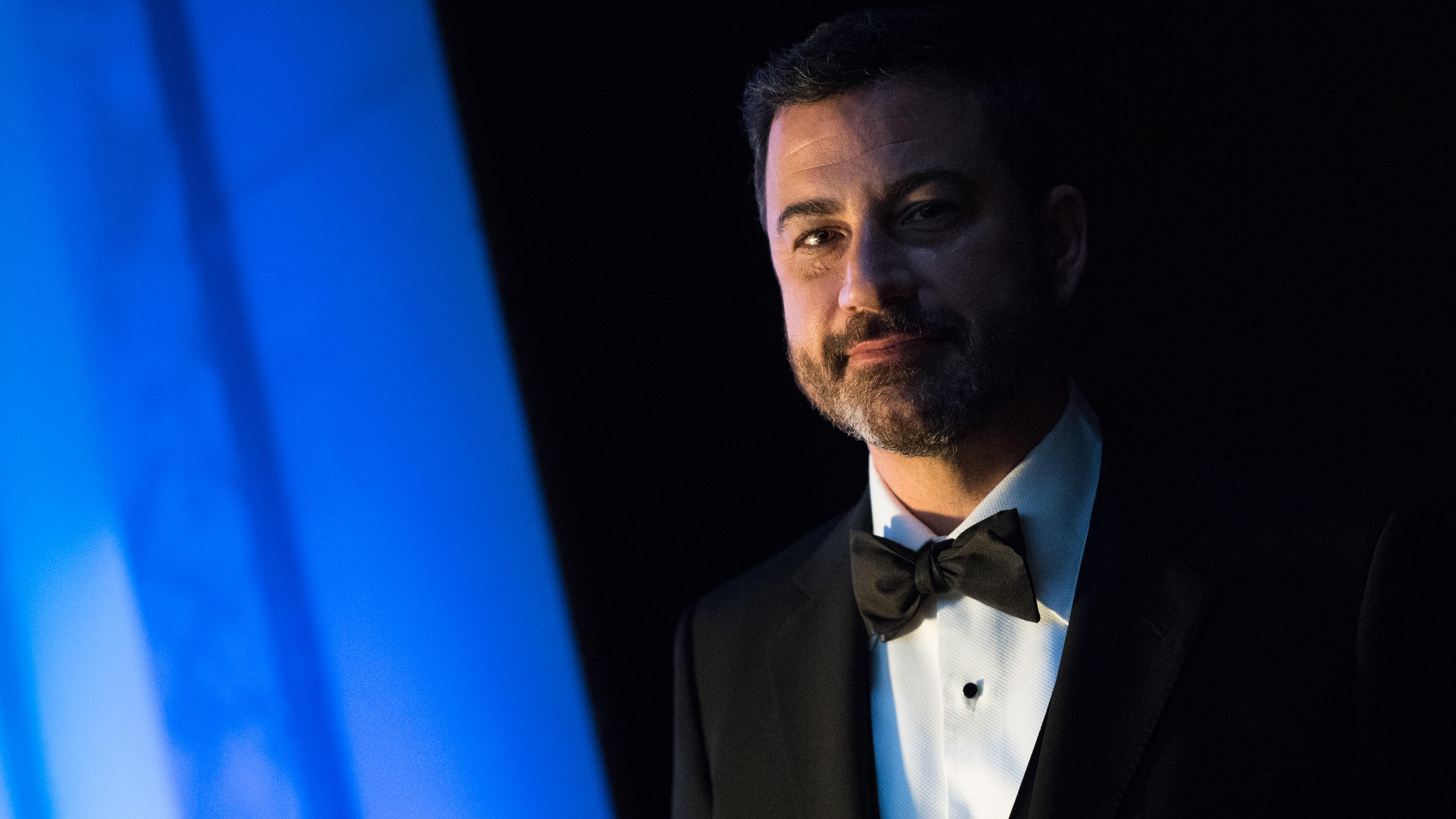 Kanye West und Jimmy Kimmel liefern sich Debatte über Donald Trump Jimmy Kimmel bei den American Film Awards 2018
