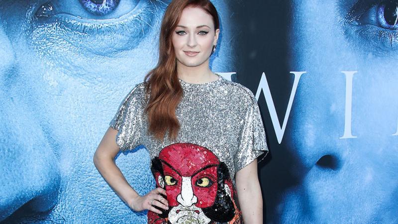 "Game of Thrones"-Star Sophie Turner jubelt über Verlobung von Nick Jonas und Priyanka Chopra Sophie Turner freut sich mit Priyanka Chopra und Nick Jonas