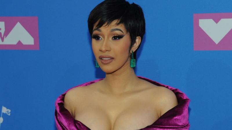 Cardi B hat bei den "MTV Music Awards" ihren ersten Auftritt nach der Geburt von Tochter Kulture Cardi B rockt ihren ersten Auftritt