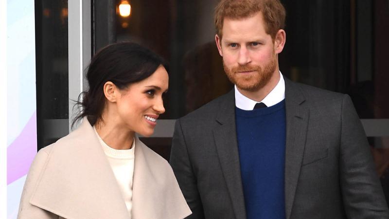 Prinz Harry & Herzogin Meghan statten den Clooneys einen Besuch ab Harry und Meghan machen Urlaub mit den Clooneys