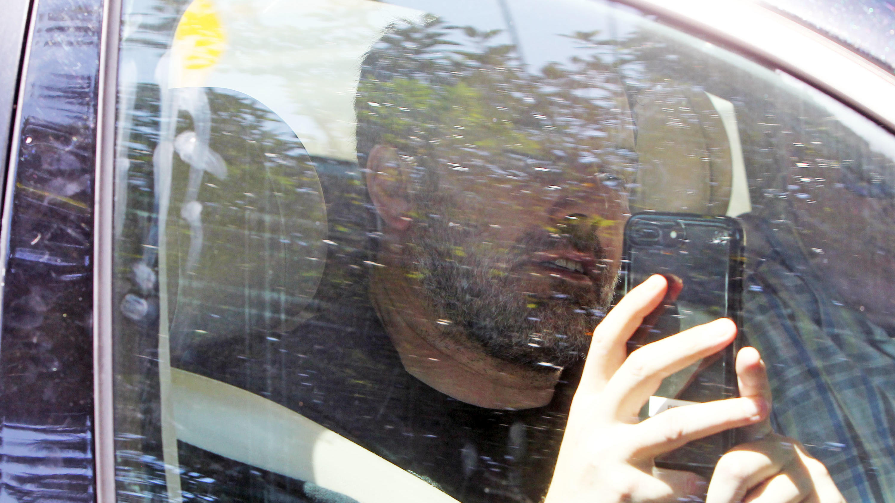 Hat Ben Affleck den Entzug nach nur zwei Wochen beendet? Der Schauspieler wurde jetzt zuhause gesichtet Ben Affleck