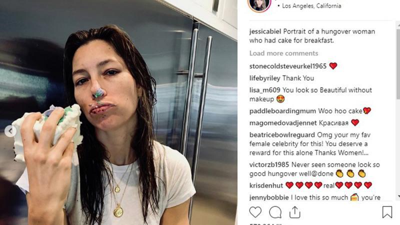 Jessica Biel lindert ihren "Emmy"-Kater mit Torte zum Frühstück Jessica Biel: Torte zum Frühstück!