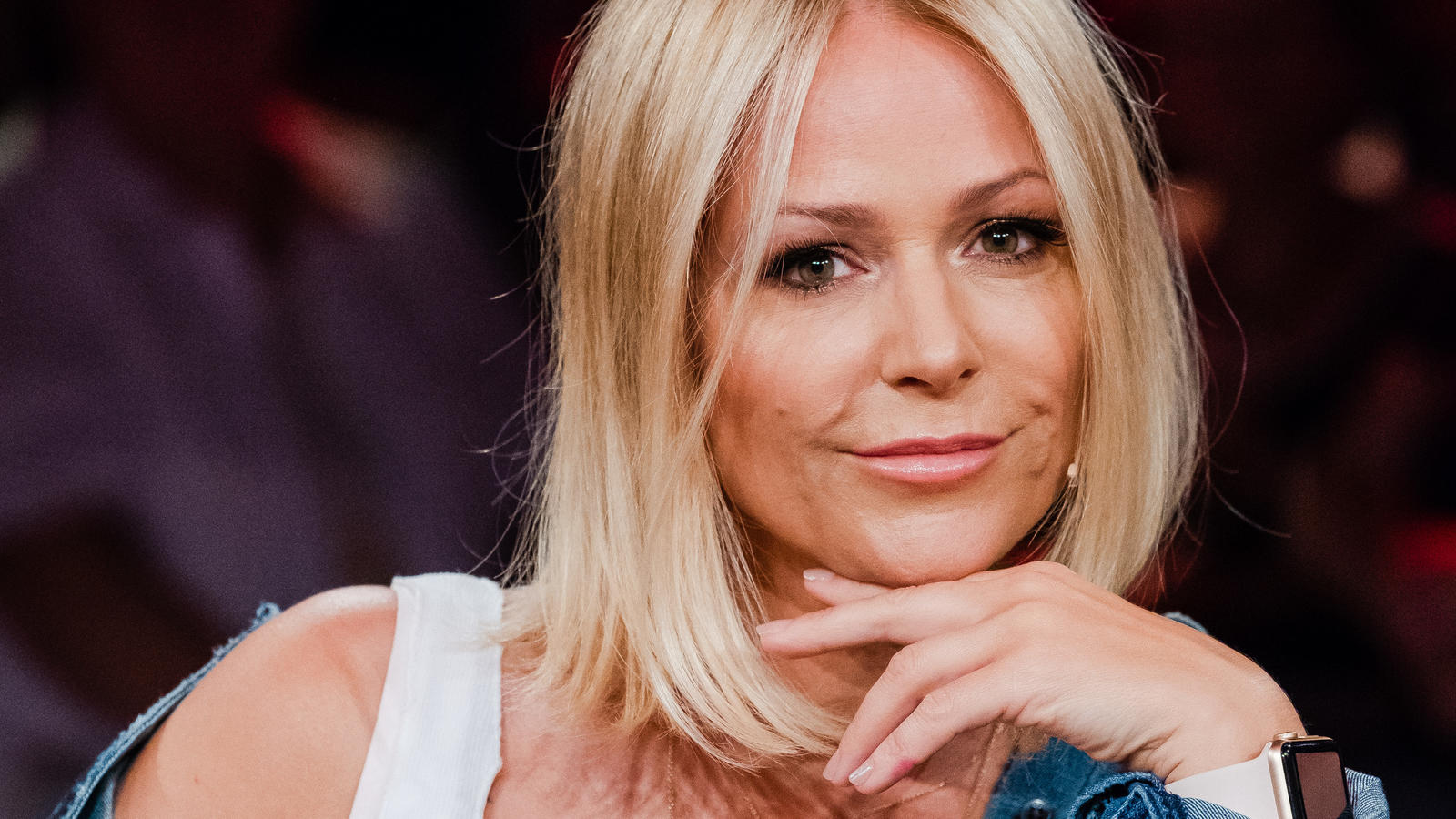 Schlagerstar Michelle: Schwester Madeleine ist ihr wie aus dem Gesicht geschnitten! Schlagerstar Michelle teilt jetzt einen sehr privaten Schnappschuss mit ihren Fans.