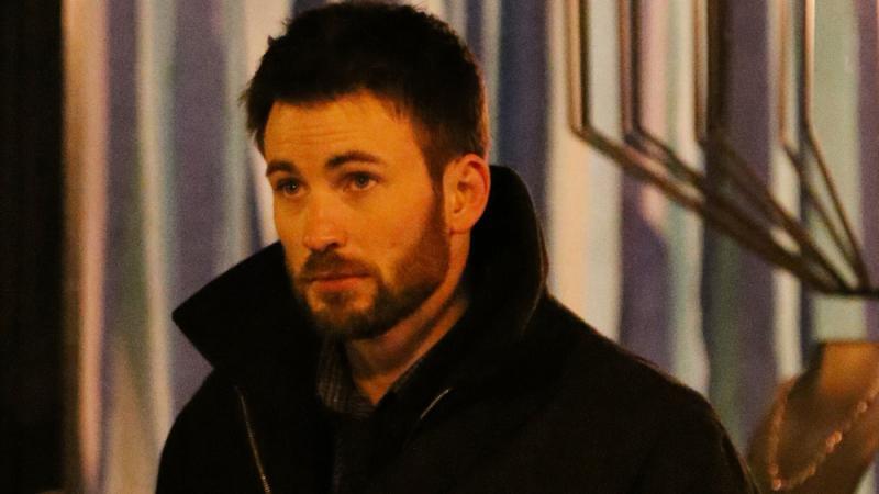 Chris Evans macht seinem Ärger nach Kanye-West-Tweet Luft Chris Evans: Kanye West kennt die Geschichte nicht