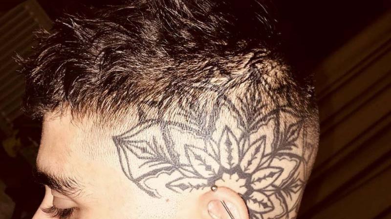 Zayn Malik: Tattoo zu Kopf gestiegen Zayn Malik: Tattoo zu Kopf gestiegen