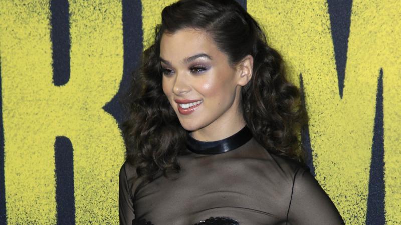 Hailee Steinfeld produziert Film für Netflix Hailee Steinfeld produziert Film für Netflix