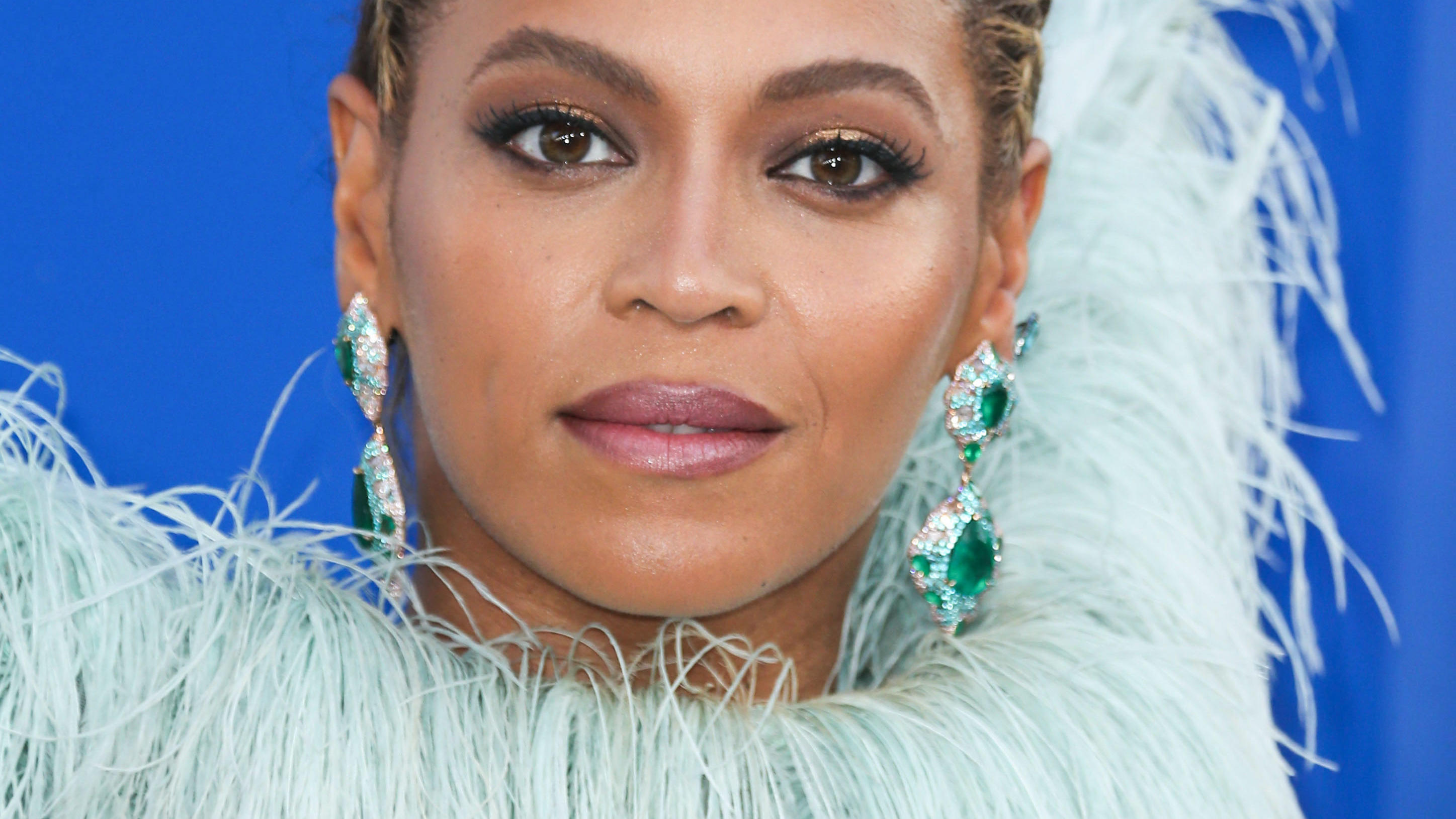 Warum Models wie Naomi Campbell und Kate Moss scheinbar nicht altern (FILE) Beyonc? named music's most powerful woman by BBC Woman's Hour power list. The superstar came first in a list of the industry's 40 most influential women, thanks to her feminism, activism and empowering musical messages. Singer Beyonce pictured