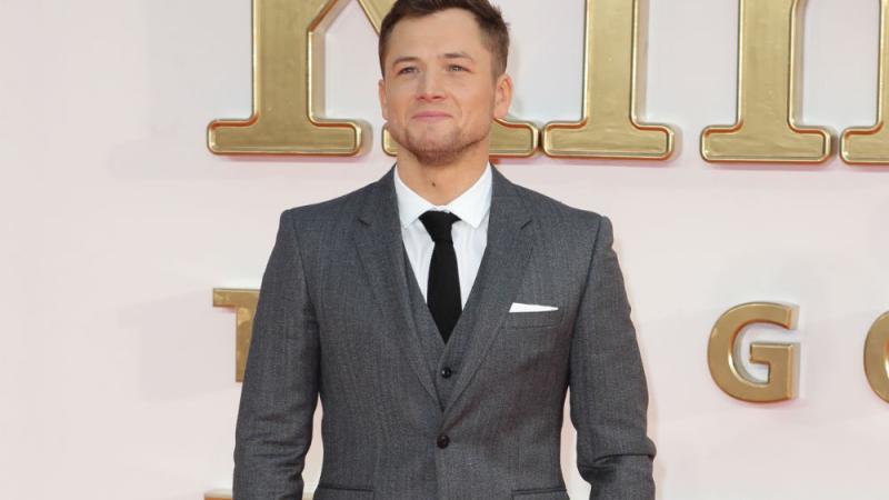 Taron Egerton: Ausgelaugt am 'Robin Hood'-Set Taron Egerton: Ausgelaugt am 'Robin Hood'-Set