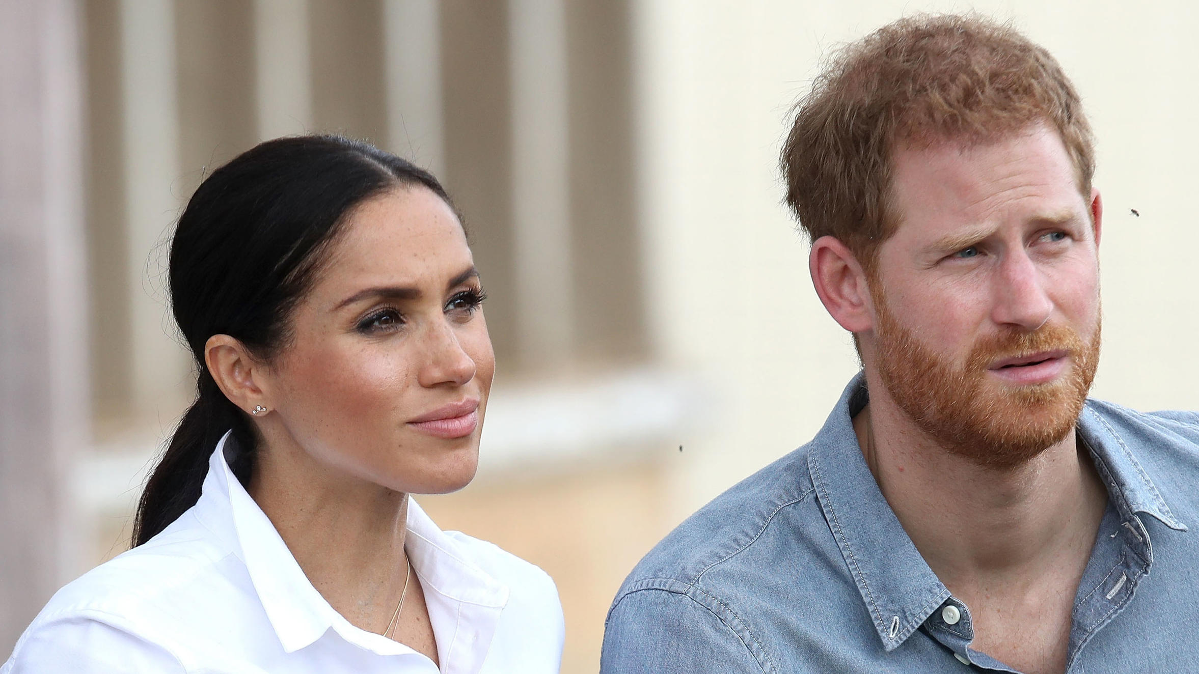 Prinz Harry und Herzogin Meghan: Kein gemeinsamer Valentinstag ARCHIV - 17.10.2018, Australien, Dubbo: Prinz Harry und Herzogin Meghan besuchen die Familie Woodley auf der von einer schweren Dürre betroffenen Farm von Mountain View. Prinz Harry und seine Frau Herzogin Meghan von Sussex werden aus ihrer Wohnung i