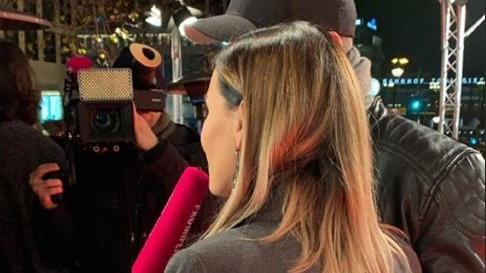 Denise Kappés postet erstmals ein Foto mit Freund Tim Denise Kappés und ihr neuer Freund Tim ein Interview auf dem roten Teppich.