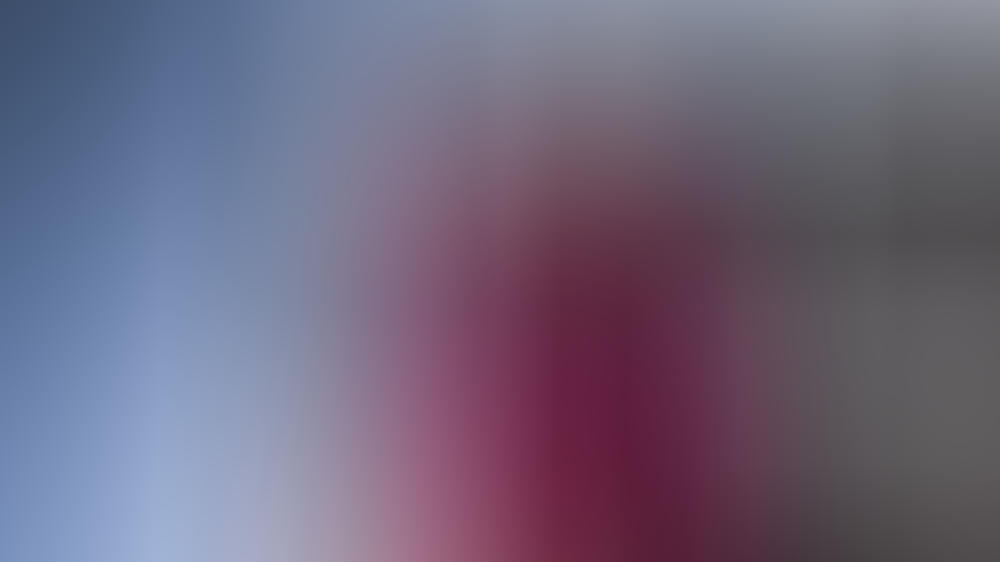 Pretty in Pink: Brigitte Nielsen bekennt Farbe Pretty in Pink: Brigitte Nielsen bekennt Farbe