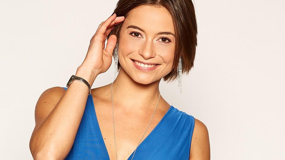 Ex-Bachelor-Gewinnerin Jennifer Lange: So hat sie ihren Freund Dari kennengelernt Jennifer Lange: So hat sie ihren Freund Dari kennengelernt