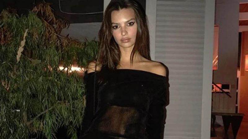 Emily Ratajkowski: Feministen dürfen tragen, was sie wollen! Emily Ratajkowski: Feministen dürfen tragen, was sie wollen!