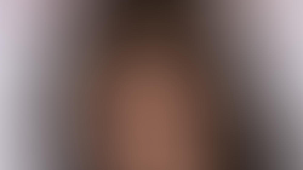 "Denver-Clan"-Star Joan Collins belächelt Herzogin Meghans und Prinz Harrys Weihnachtskarte Joan Collins lacht über Meghans Karte