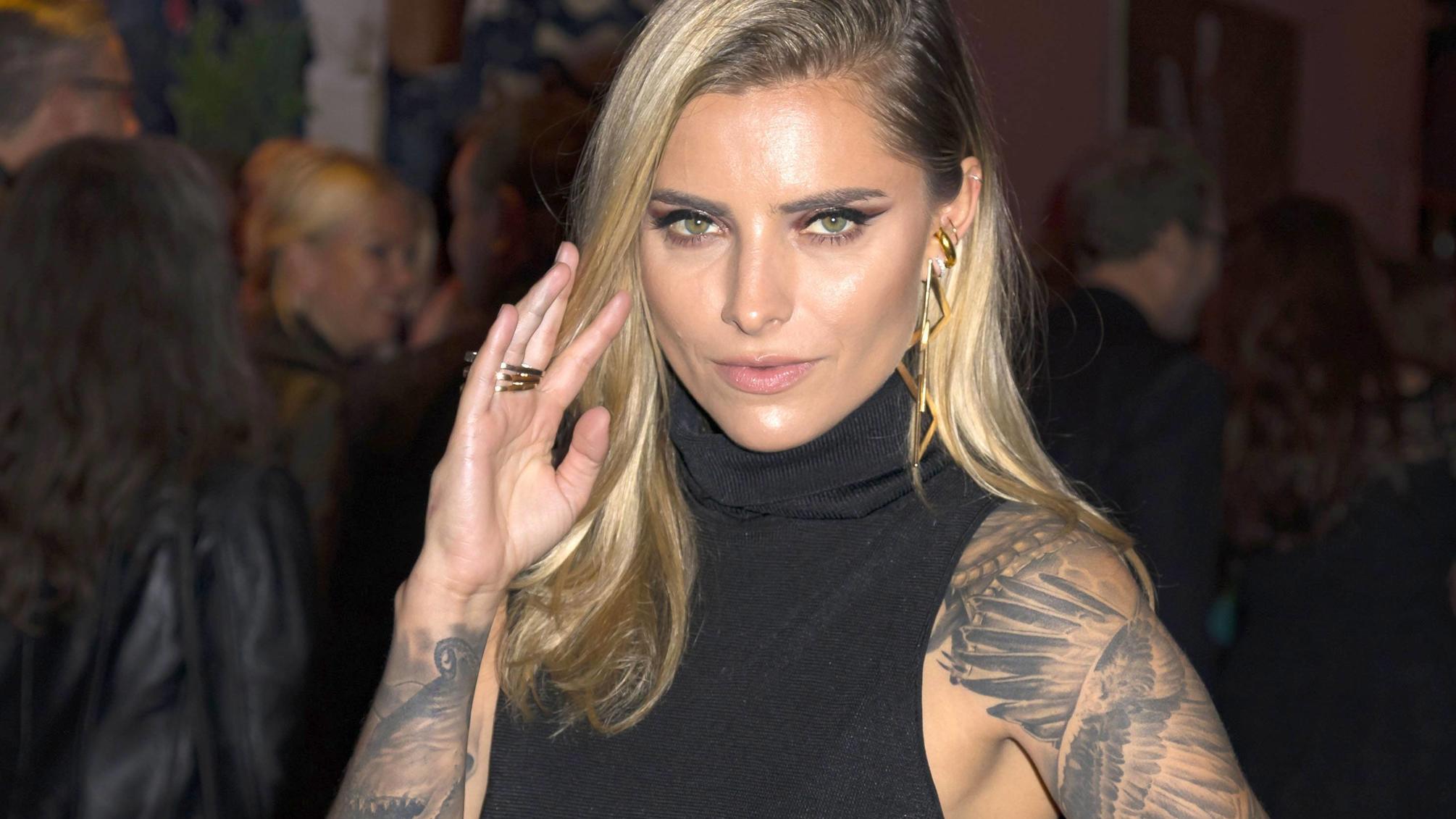 Sophia Thomalla kommt von der Zigarette einfach nicht los Sophia Thomalla steht zur Kippe.
