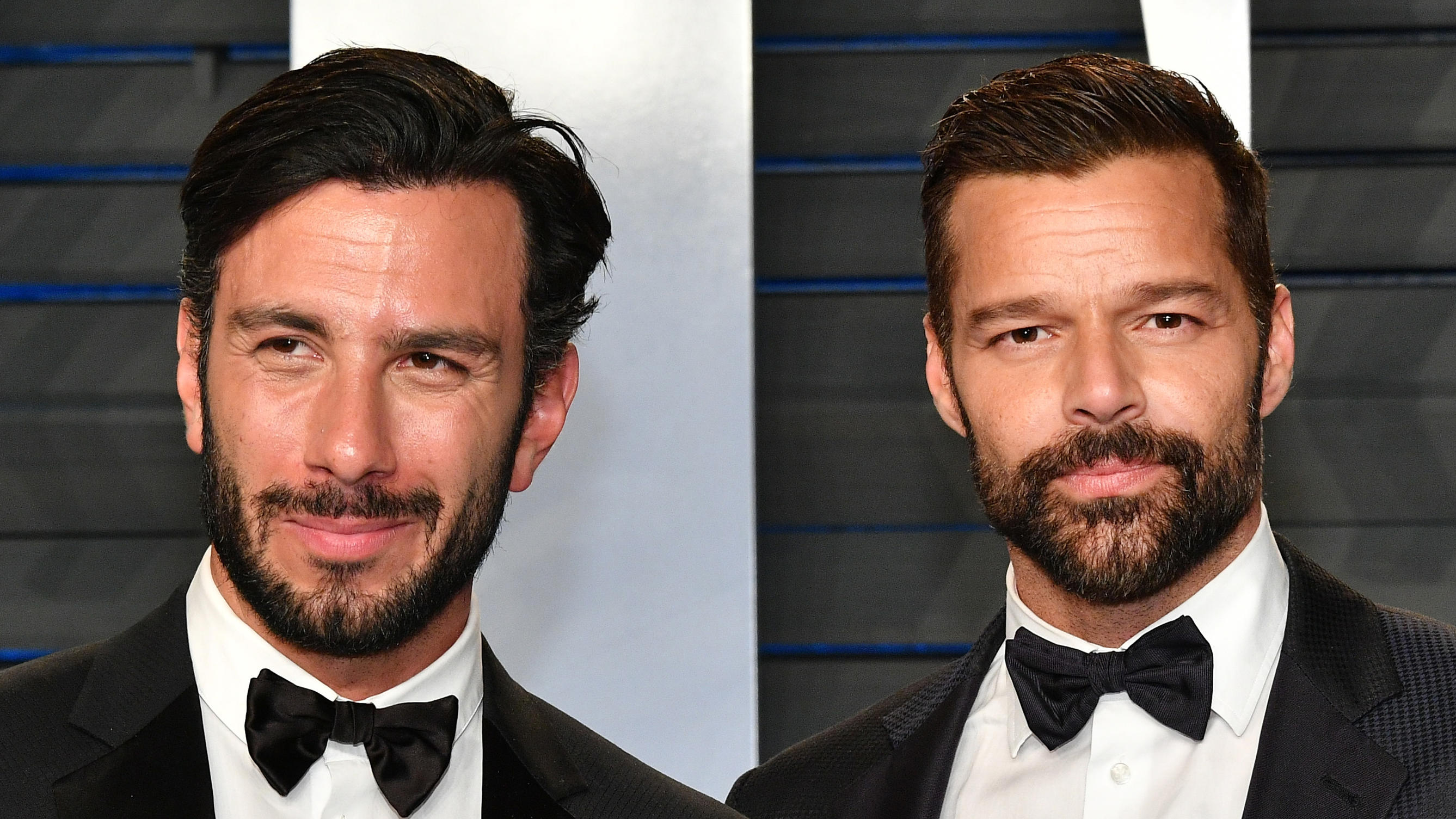 2 Gründe, warum sich Ricky Martin GANZ besonders auf Weihnachten freut Jwan Yosef und Ricky Martin bei der Vanity Fair Oscar Party 2018.