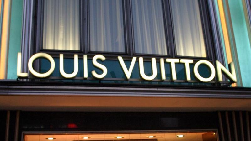 Einladung zur Louis Vuitton-Show: Tribut an den King of Pop Einladung zur Louis Vuitton-Show: Tribut an den King of Pop