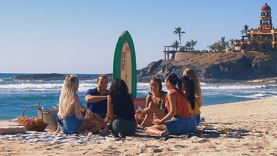 Letzte Chance vor den Homedates: Bei diesem Gruppendate müssen die Ladys alles geben! Am Strand genießen Andrej und die Ladys das letzte Gruppendate in Mexiko.
