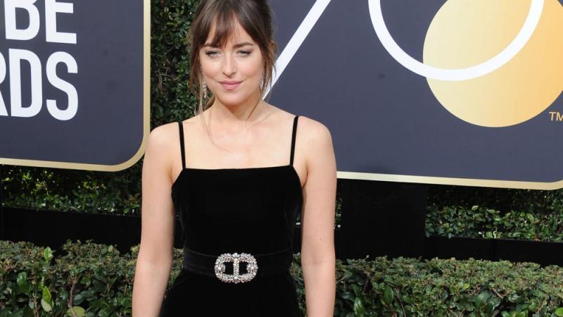 Dakota Johnson: Menstruation ist "wirklich eine traumatische Sache" Dakota Johnson: Leben ruiniert