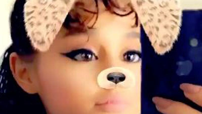 Ariana Grande zeigt sich ohne Extensions Ariana Grande: Die Extensions sind raus!