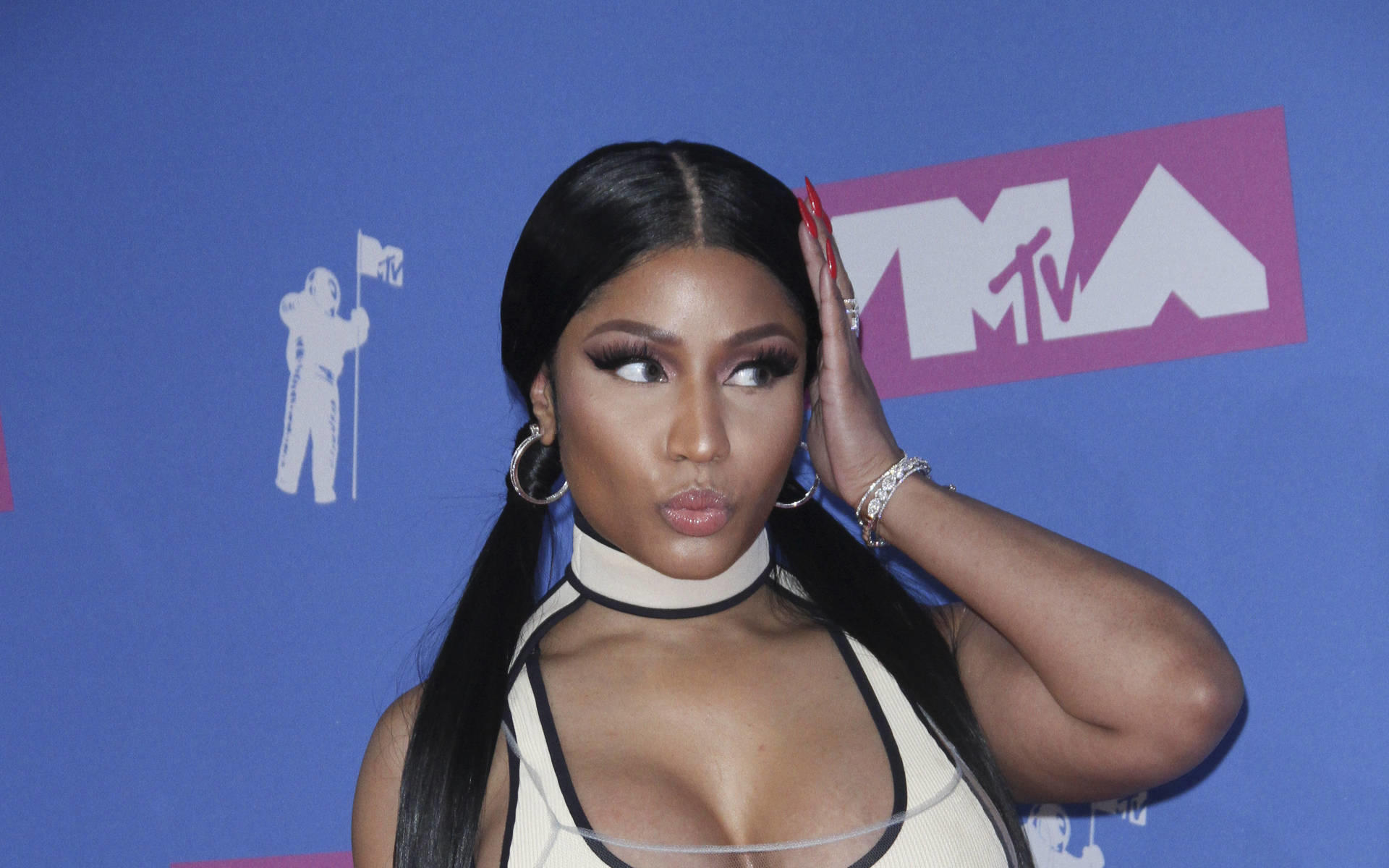 Nicki Minaj: Da tritt mich doch ein Pferd, Avril Lavigne! Nicki Minaj: Da tritt mich doch ein Pferd, Avril Lavigne!