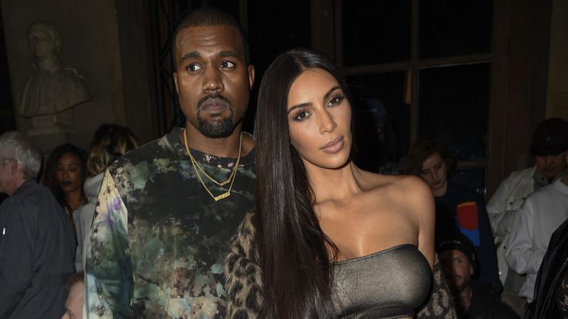 Kanye West mischt sich bei Kim Kardashians Make-up ein Kanye West: Mitbestimmung beim Make-up