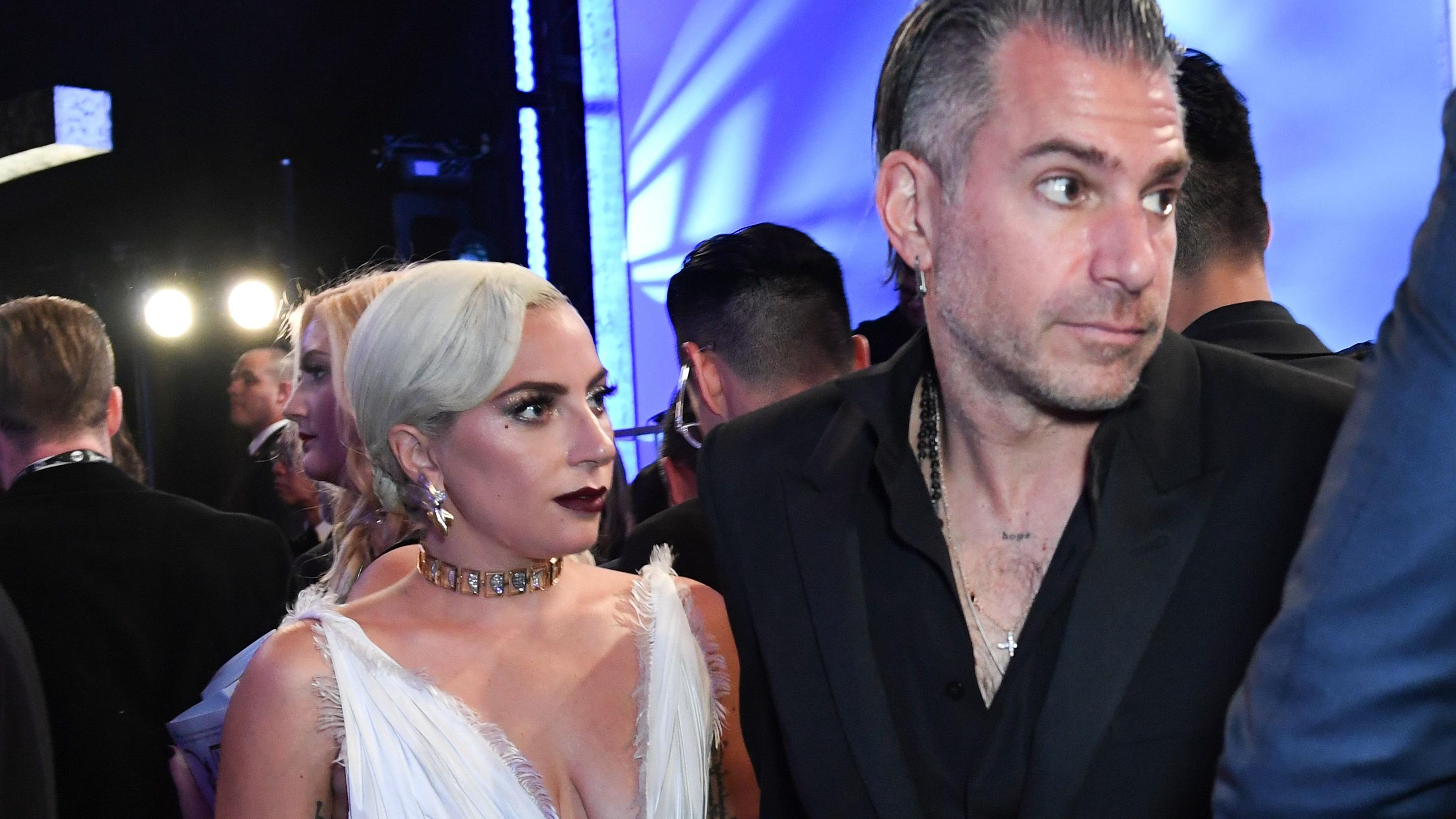 Liebes-Aus mit Christian Carino: Fans spekulieren über die aufgelöste Verlobung von Lady Gaga Lady Gaga und Christian Carino