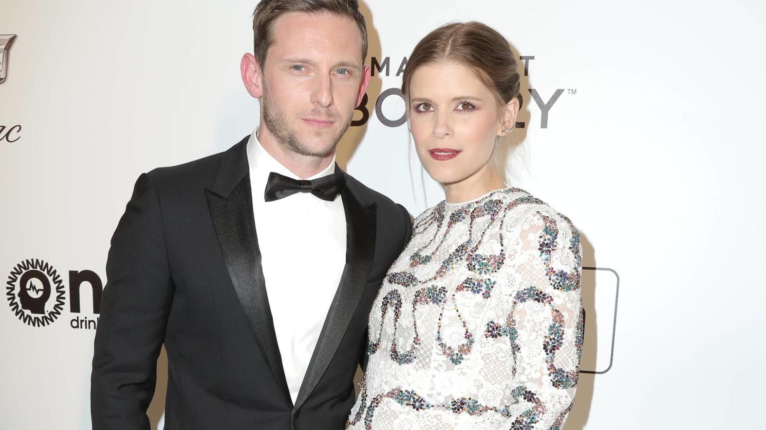 Jamie Bell und Kate Mara werden Eltern Schauspieler Jamie Bell und Kate Mara erwarten gemeinsam ihr erstes Kind.