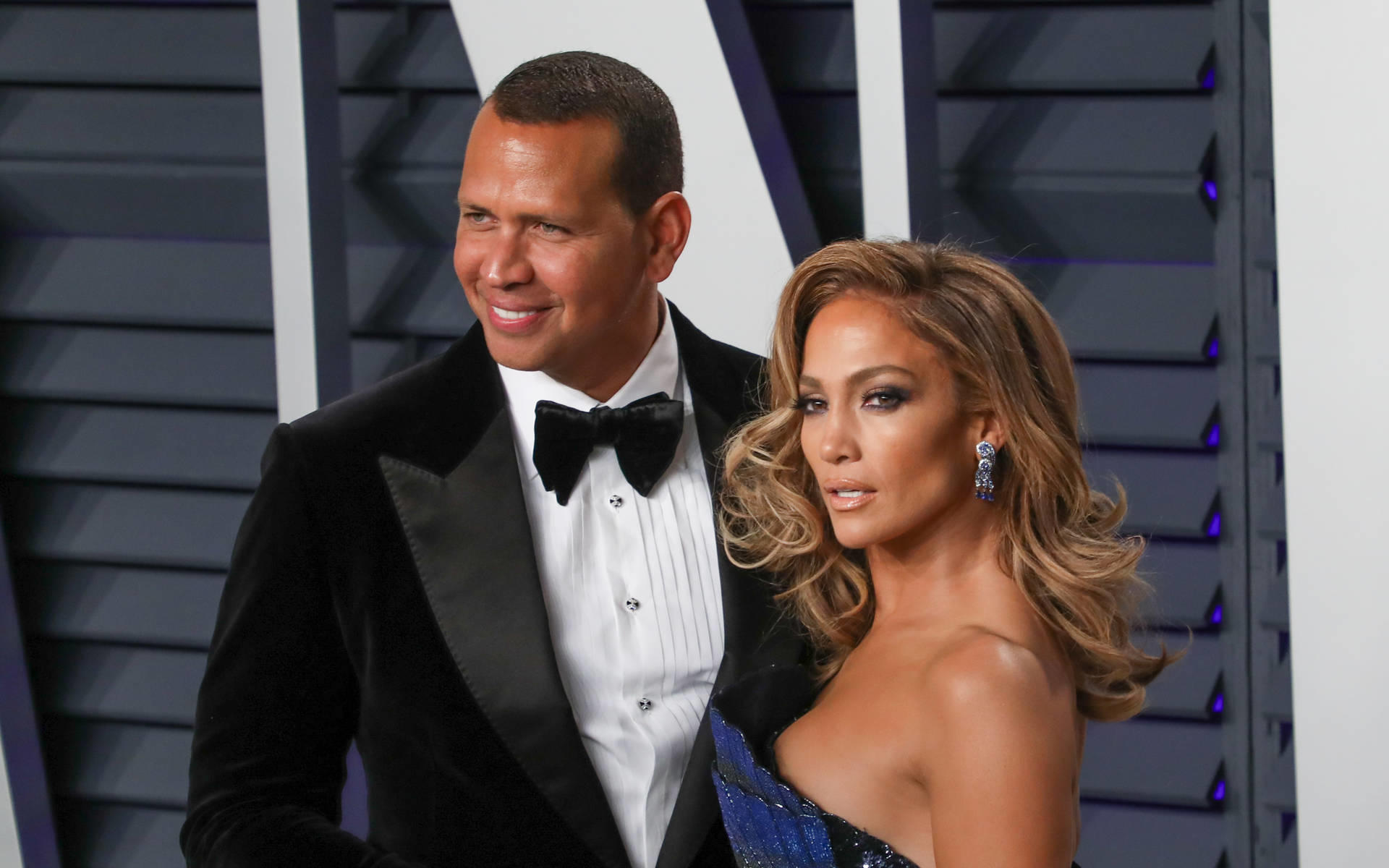 Jennifer Lopez ignoriert die Fremdgehgerüchte um ihren Verlobten Alex Rodriguez Jennifer Lopez: Sie pfeift auf die Fremdgehgerüchte