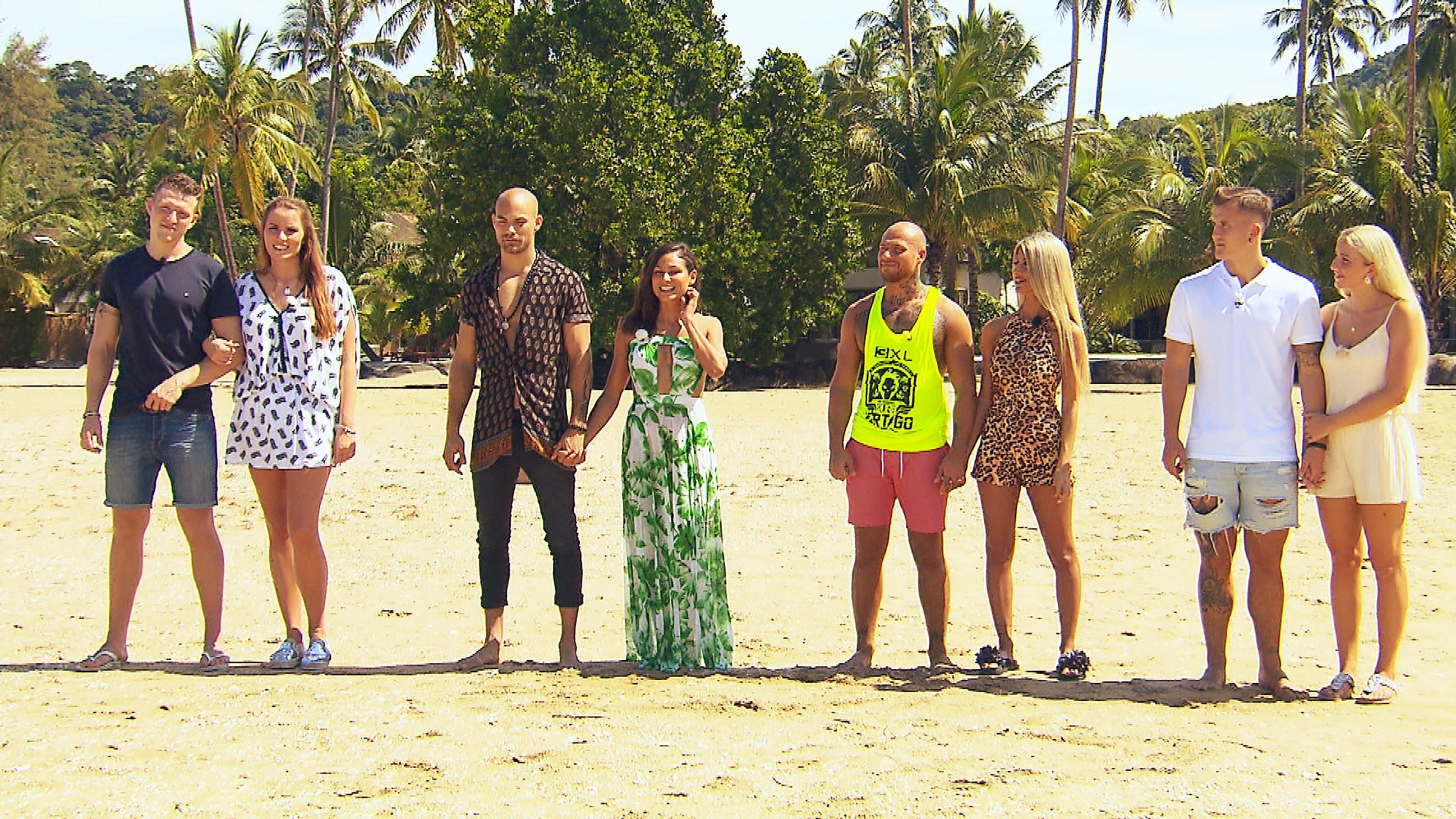 Valentinstagsgeschenk! Jetzt schon die ersten 30 Minuten der 2. Staffel „Temptation Island“ schauen Bereits 2019 testeten vier Paare auf „Temptation Island“ ihre Beziehung.