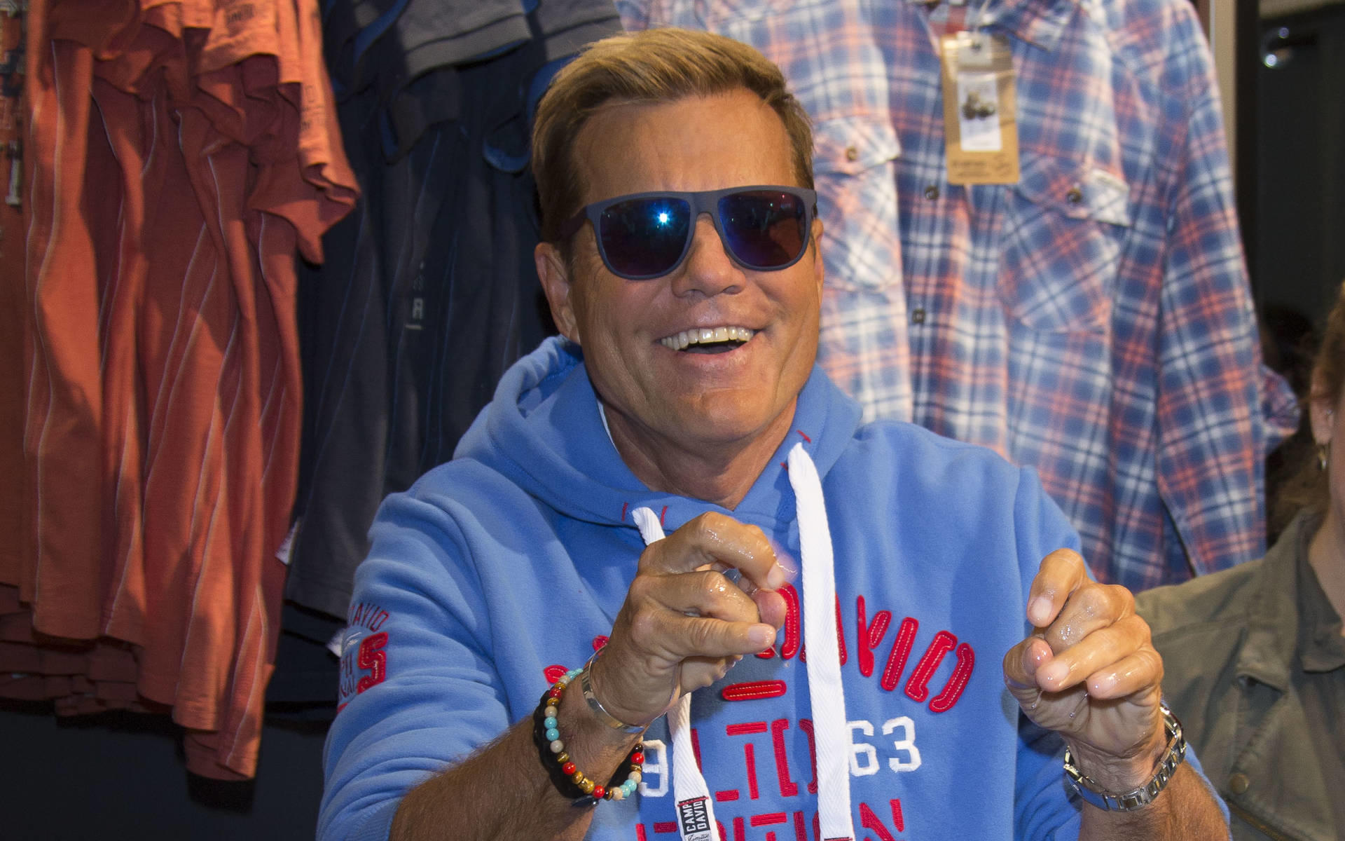 Nach „Cherry Lady“: Nehmen Capital Bra und Dieter Bohlen bald einen gemeinsamen Song auf? "Hammermäßig!" Das sagt Dieter Bohlen zu Capital Bras 'Cheri Cheri Lady'-Cover
