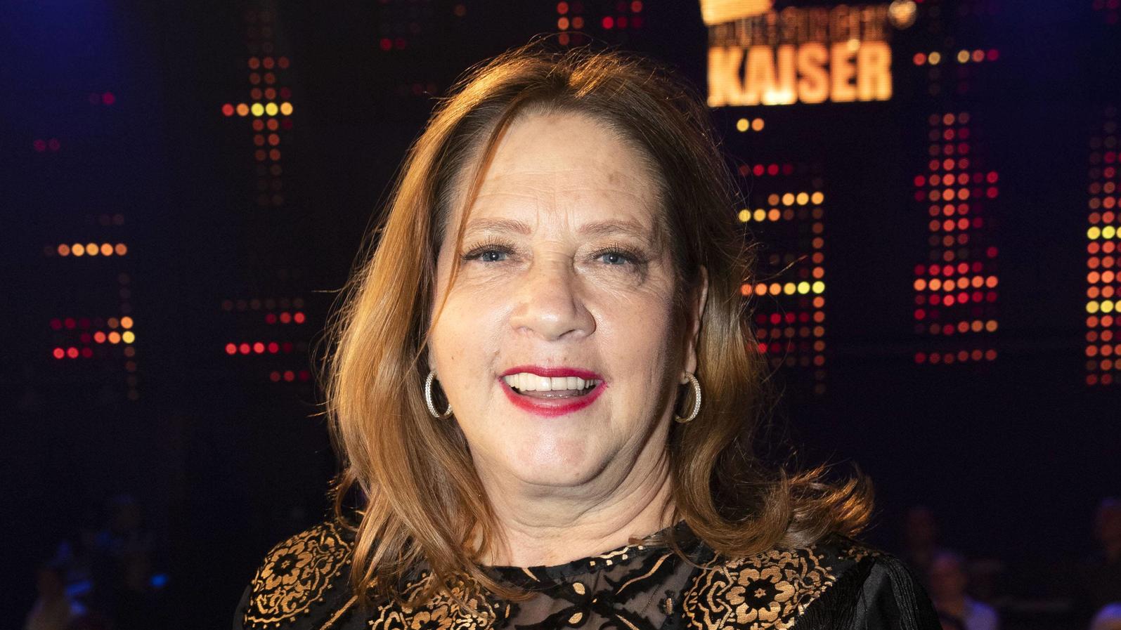 The Kelly Family: Kathy Kelly teilt süßes Throwback-Foto mit ihren Brüdern Angelo & Michael Patrick Kelly Kathy Kelly reiste mit der "The Kelly Family" schon durch die halbe Welt.