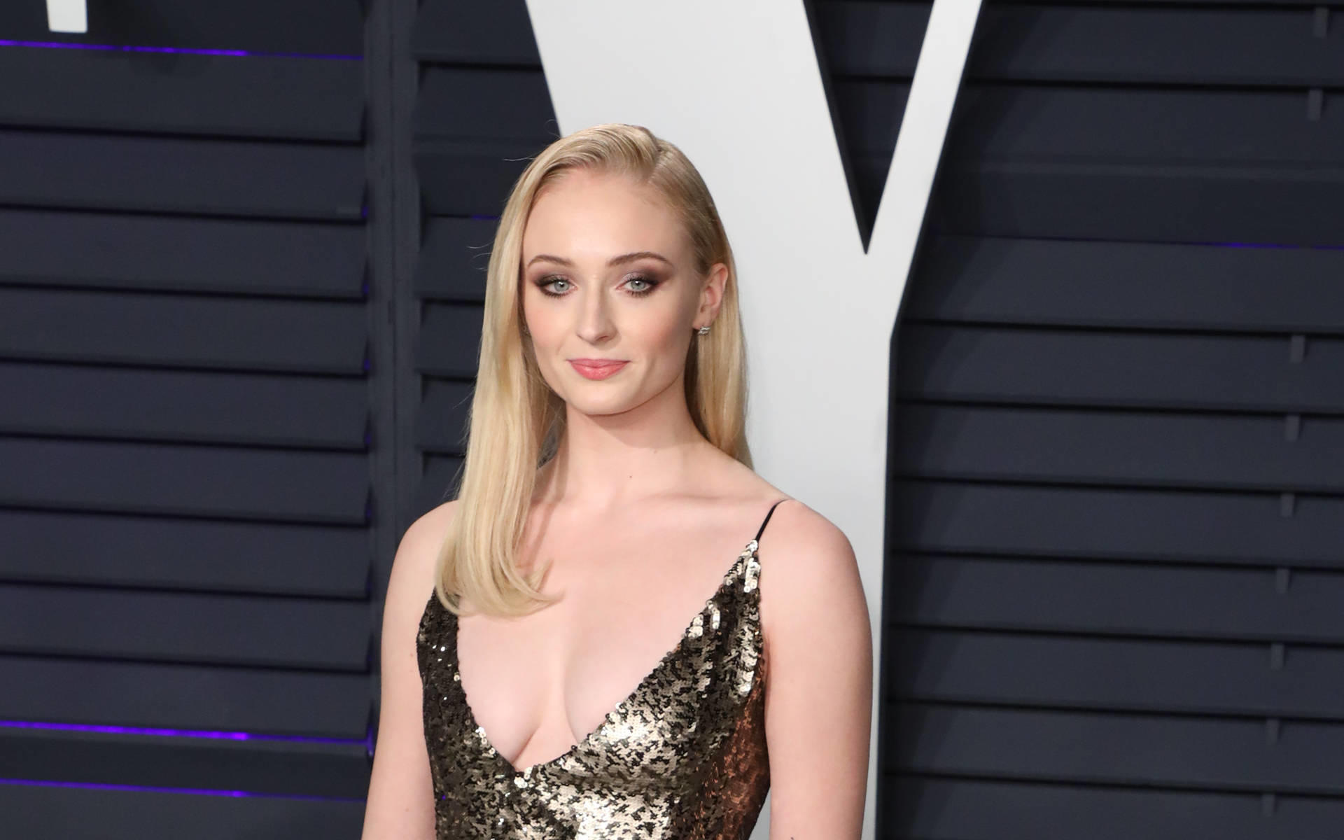 „Game of Thrones“-Star Sophie Turner: Vor Joe Jonas experimentierte sie auch mit Frauen Sophie Turner: Auch mal mit Frauen experimentiert