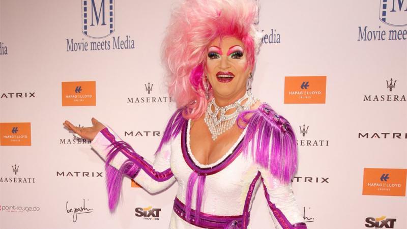 Olivia Jones feiert Eröffnung ihres Burlesque-Clubs auf St. Pauli Olivia Jones gibt Burlesque eine neue Bühne