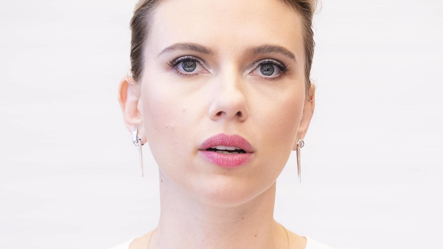 Von Paparazzi verfolgt: Scarlett Johansson hat Angst um ihre Tochter "Avengers"-Star Scarlett Johansson ist stocksauer auf aufdringliche Paparazzi.