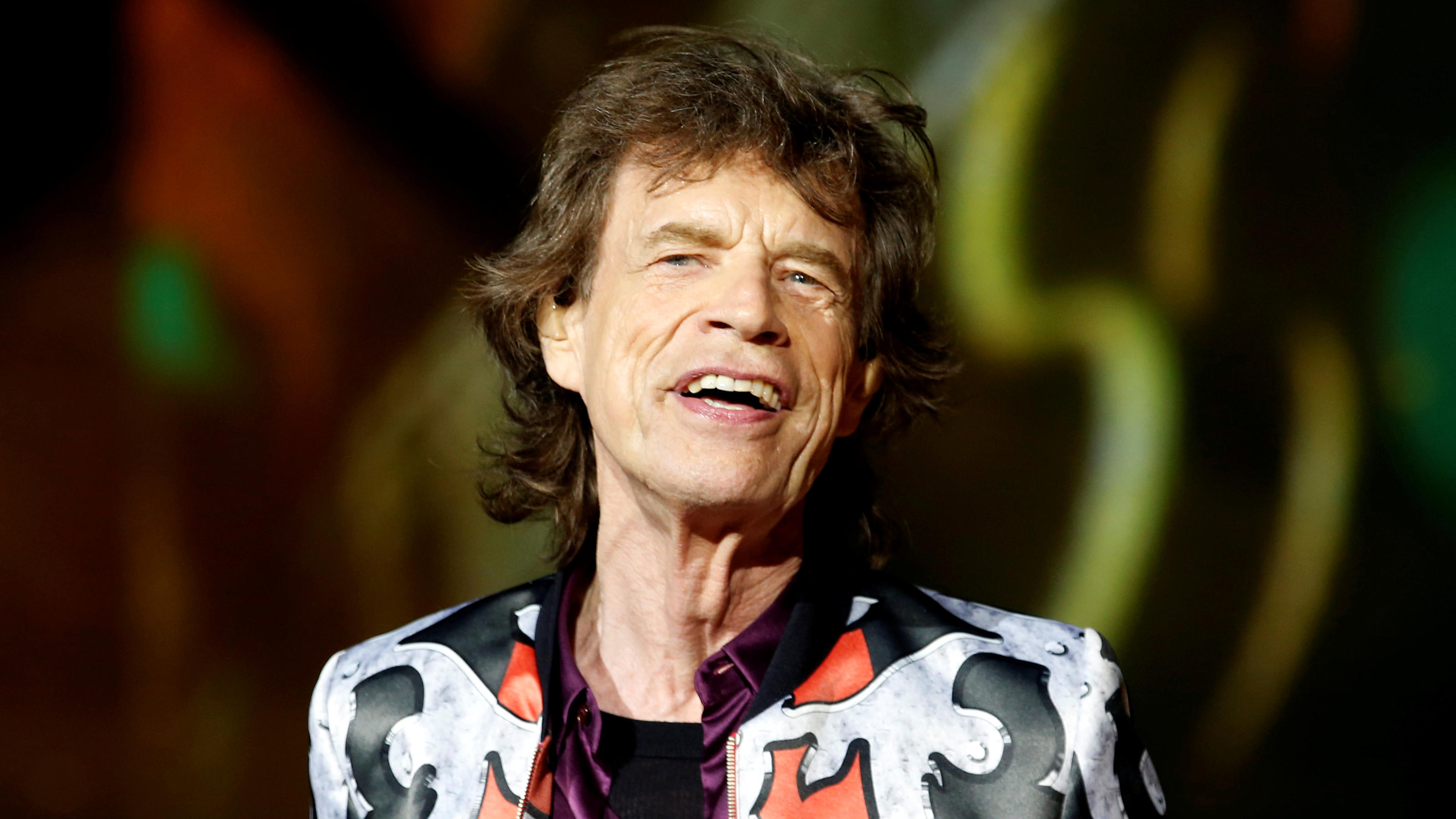 Nach Herz-OP: Mick Jagger meldet sich mit Spaziergangs-Foto zurück Nach Herz-OP: Mick Jagger meldet sich mit Spaziergangs-Foto zurück
