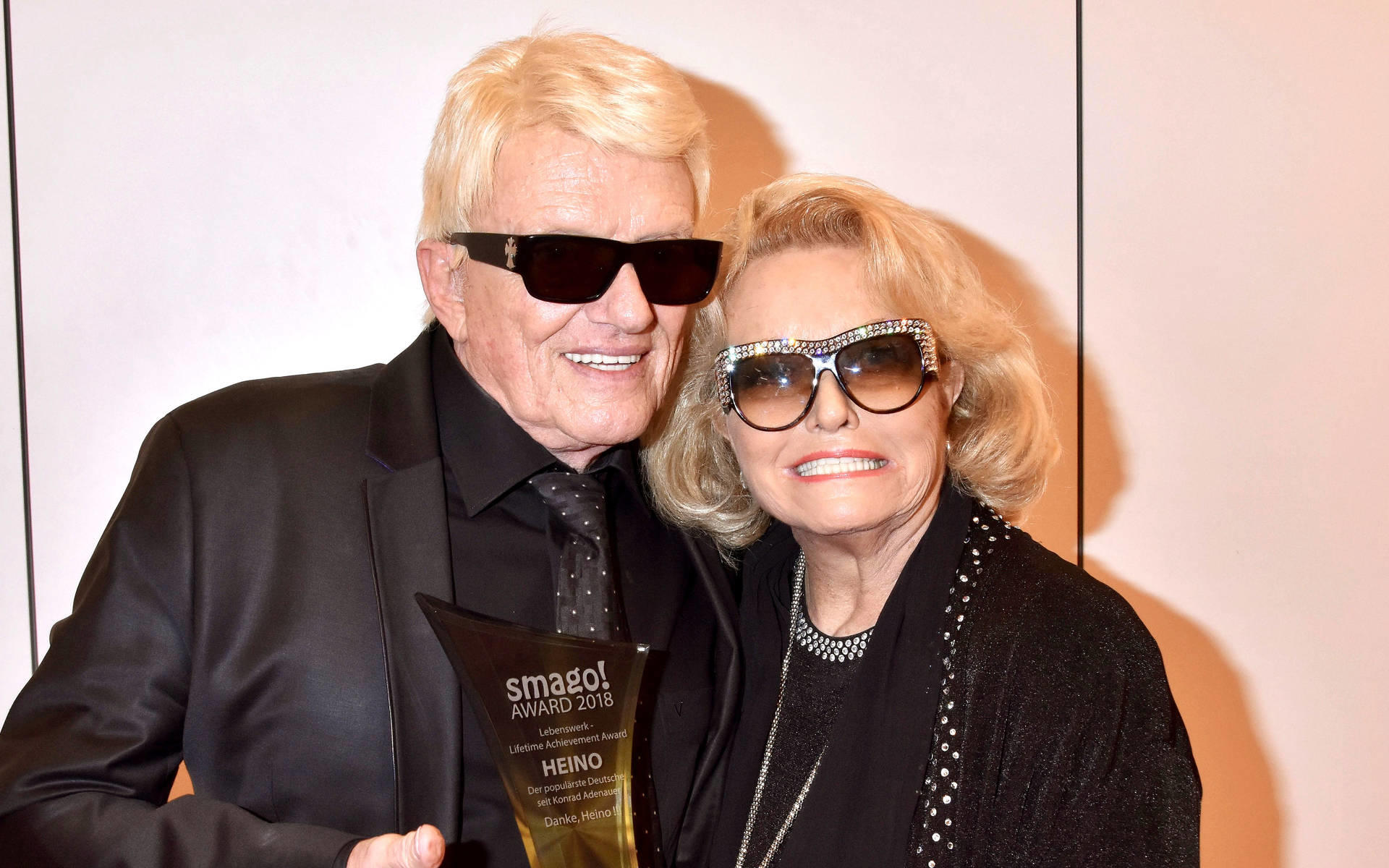 Heino und seine Hannelore wollen nochmal in die Flitterwochen Verliebt wie am ersten Tag! Heino und Hannelore planen romantische Reise