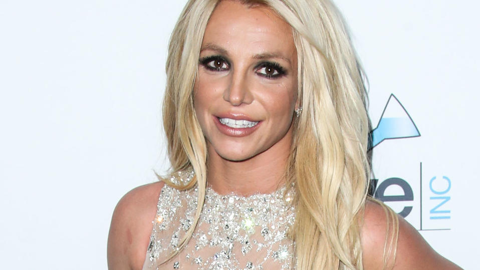 Britney Spears hat in der Klinik schon zwei Kilo abgenommen - wegen Stress (FILE) Britney Spears responds to #FreeBritney conspiracy: 'All is well'. HOLLYWOOD, LOS ANGELES, CALIFORNIA, USA - FEBRUARY 25: Singer Britney Spears arrives at the 4th Annual Hollywood Beauty Awards held at Avalon Hollywood on February 25, 2018 in